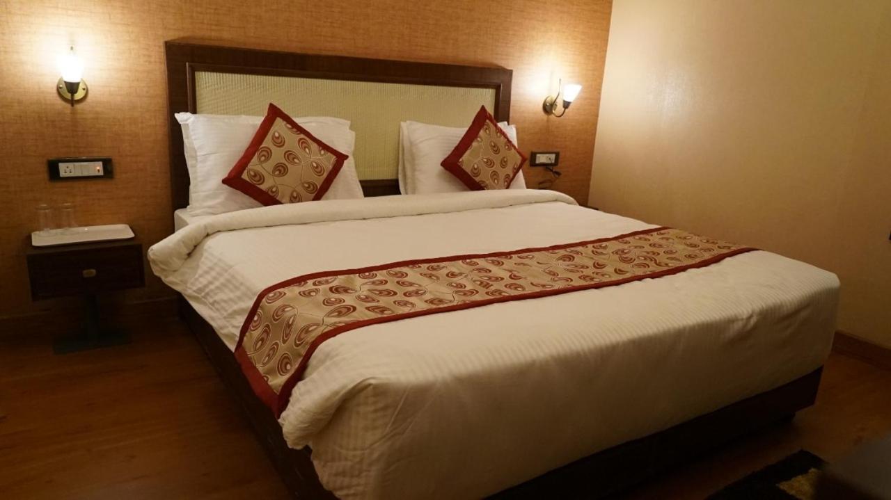 جالاندار Hotel Sukh Mehal المظهر الخارجي الصورة